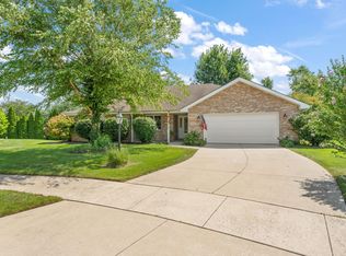 211 43rd Ct, Griffith, IN 46319