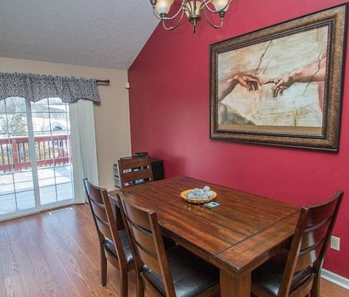 4th image of 9555 Cyprus Ln