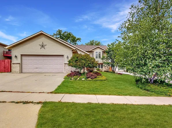 4837 Opal Ln NW, Rochester, MN 55901