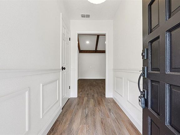 3rd image of 205 WHITMAN ROAD