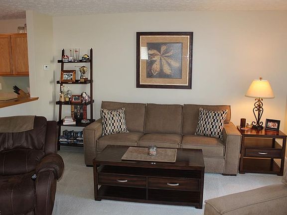 4th image of 33440 Shelly Ct