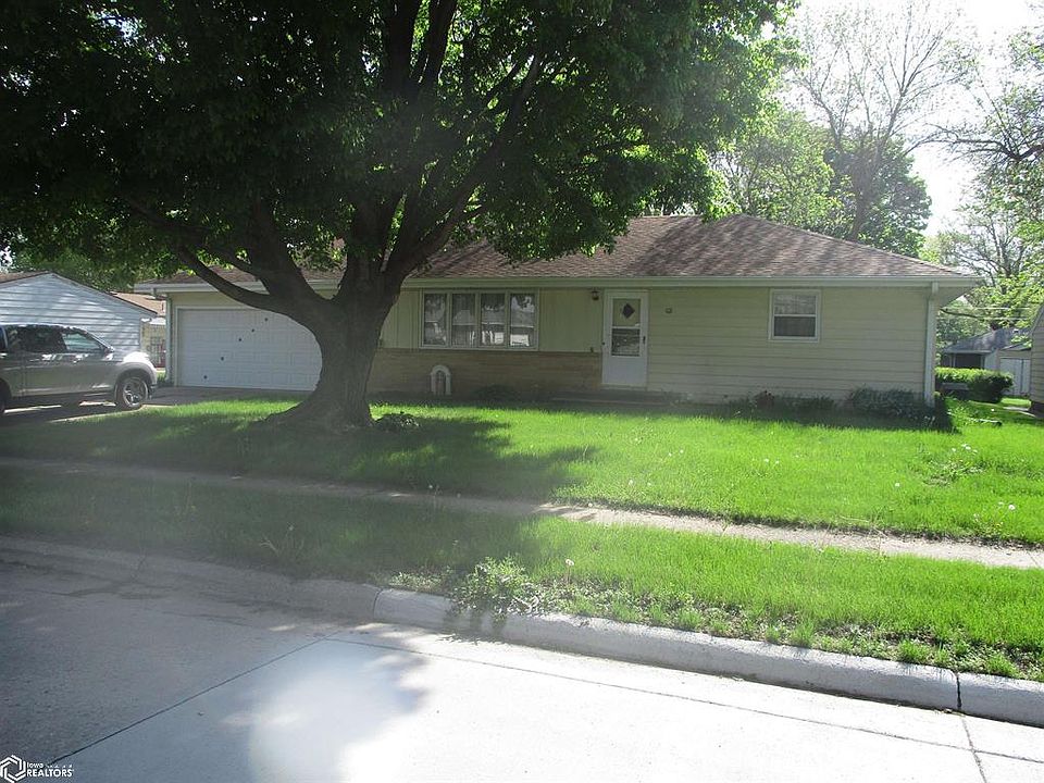 1838 Crestview Dr, Carroll, IA 51401 Zillow