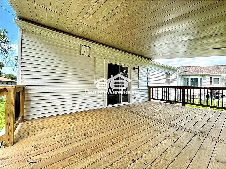 5810 Francis Ave — Photo 16