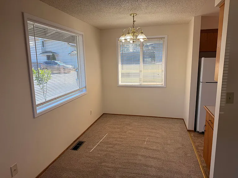 1256 Beach Ave — Photo 11