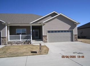 3555 26th Ave, Columbus, NE 68601