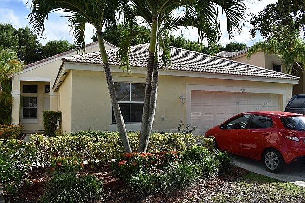 1st image of 1068 Sequoia Ln