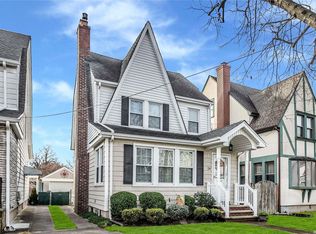 24124 87th Ave, Bellerose, NY 11426