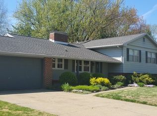 421 Stonegate Rd, Evansville, IN 47711