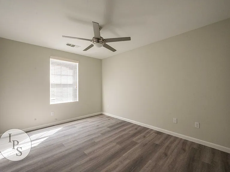 3611 Lansing Ave — Photo 23