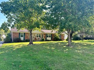 221 Hillsdale Ave, Greencastle, IN