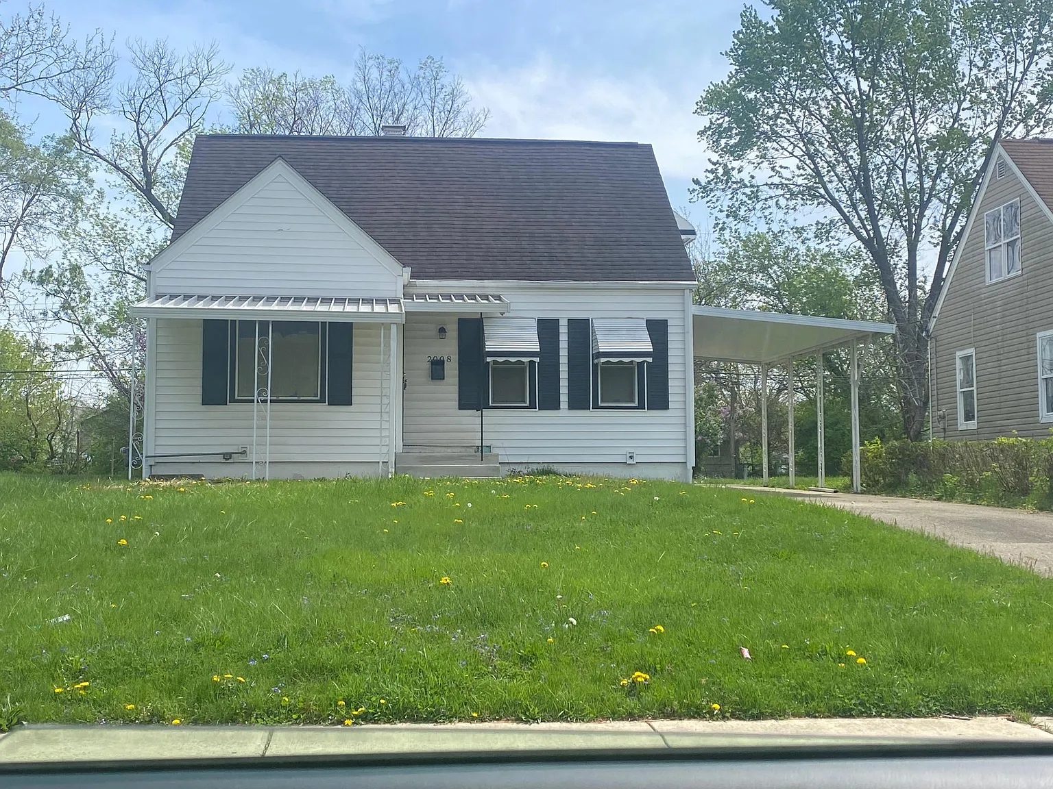2008 Brentnell Ave photo 1