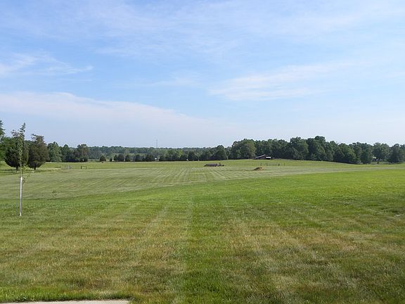 4th image of 106 Rhodes Rd