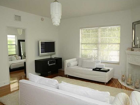 2nd image of 1011 Michigan Ave #1AK