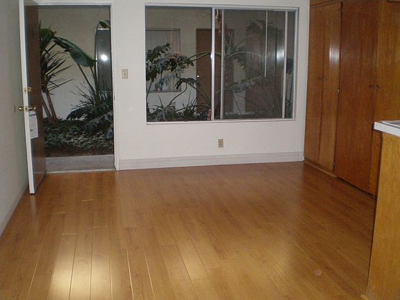 3rd image of 16640 Crenshaw Blvd APT 4