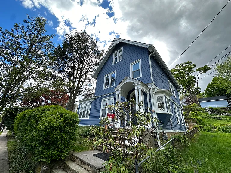 216 William St #2 — Photo 13