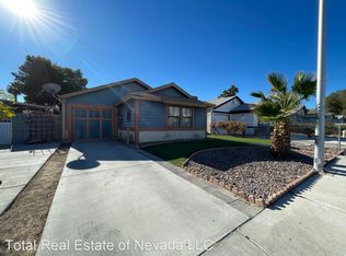 6769 Incline Ave, Spring Valley, NV 89103