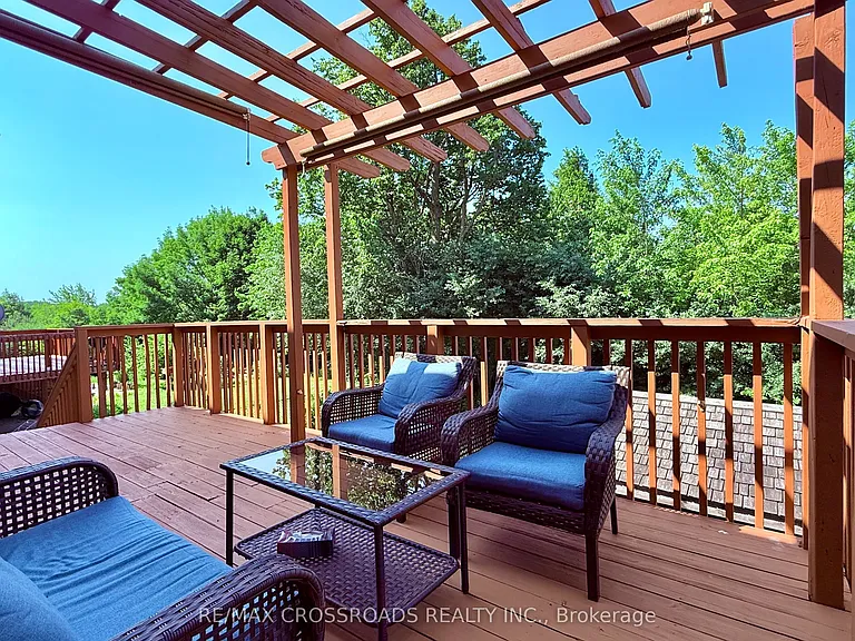 72 Skywood Dr — Photo 18