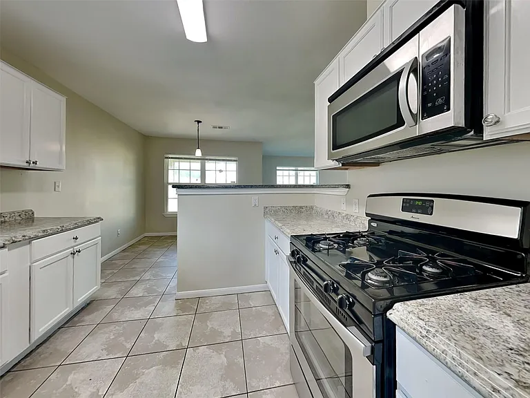 18011 Kinsale Valley Ln — Photo 3