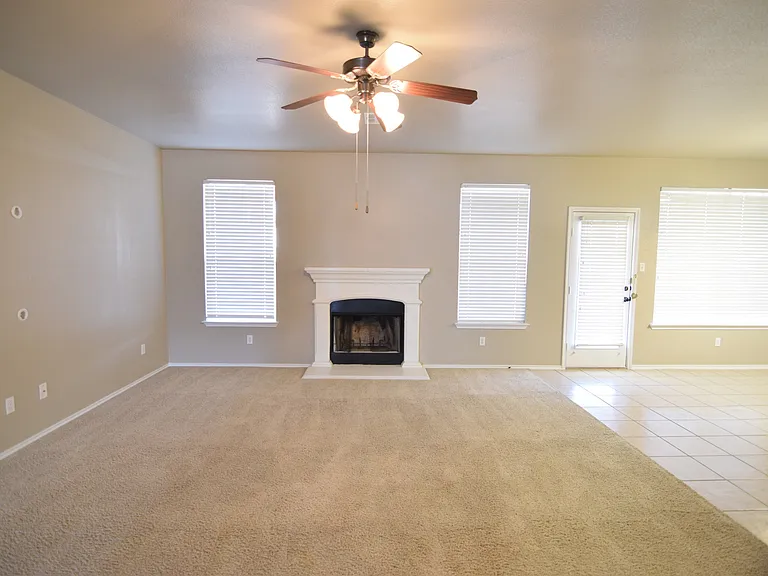 2203 Ryan Dr — Photo 10