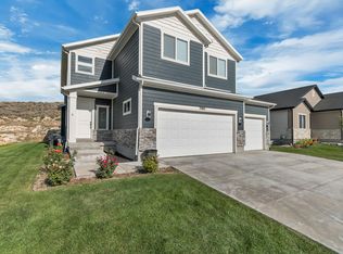 7982 N Bristlecone Rd, Eagle Mountain, UT 84005