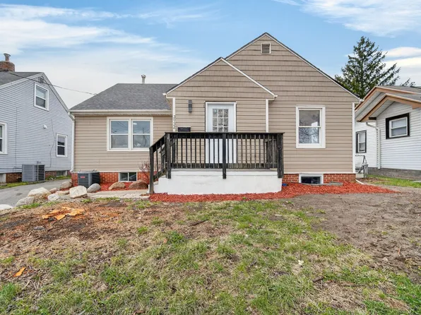 3932 2nd Ave, Des Moines, IA 50313