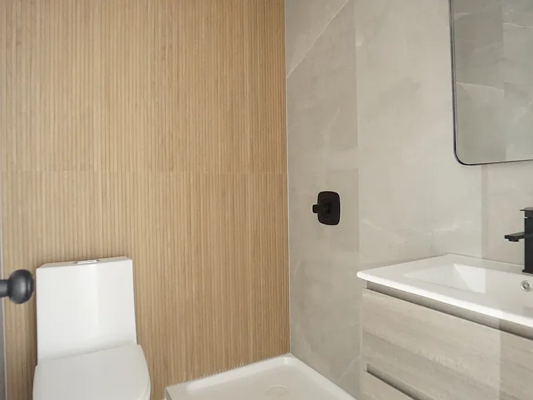 38 Cornelia St #PRIVATE-BACK — Photo 7
