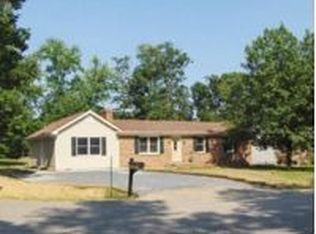 26150 Sycamore Dr, Mechanicsville, MD 20659