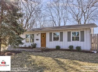 403 E Highlands Dr, Urbana, IL 61801