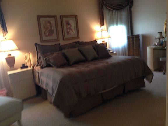 2nd image of 36725 Aberdeen Ln