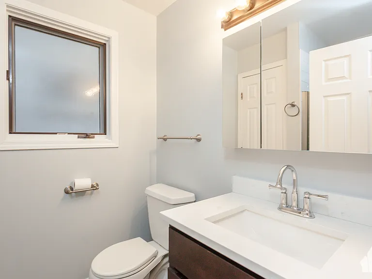 1510 N Elk Grove Ave #2 — Photo 17
