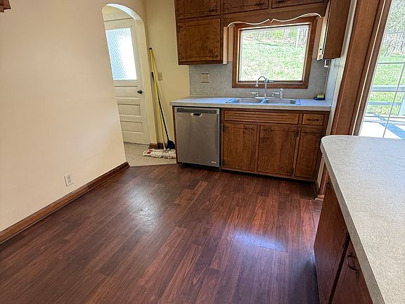 4th image of 0 Goshen St SE