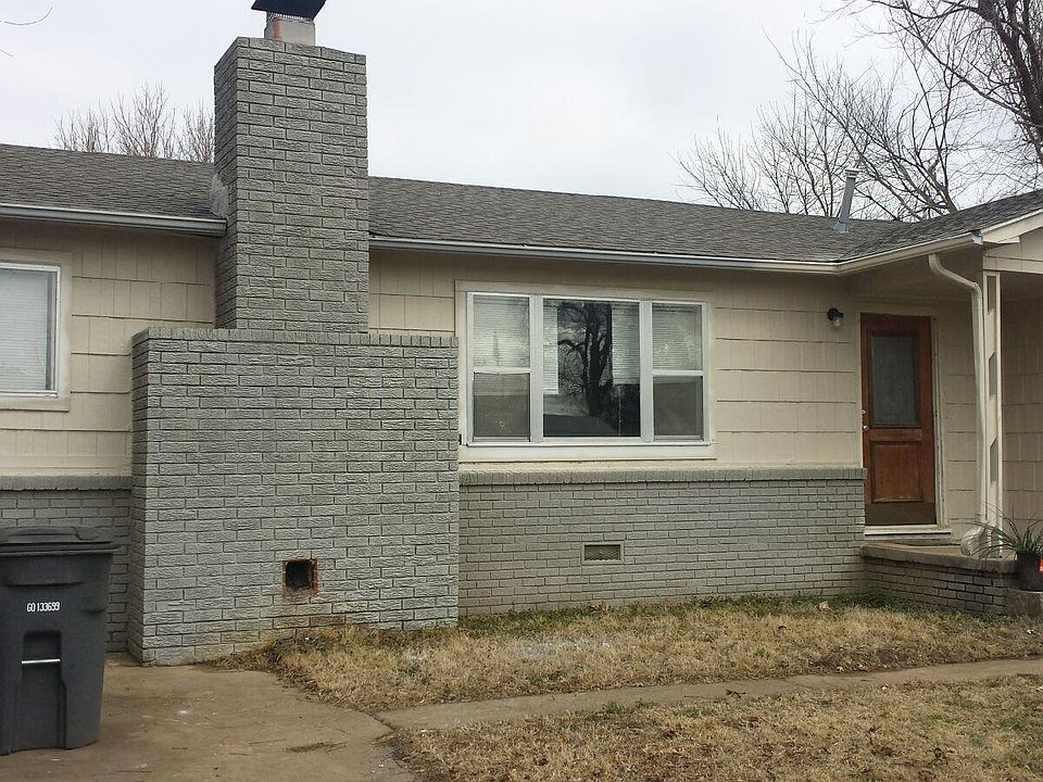 3bdr1bth1cargarge with fireplace!!!!!!