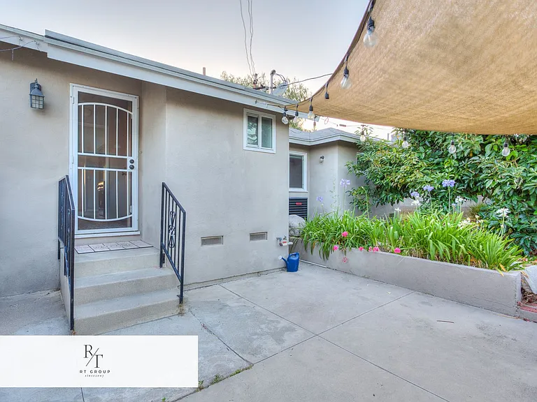 1112 Riedel Ave — Photo 31