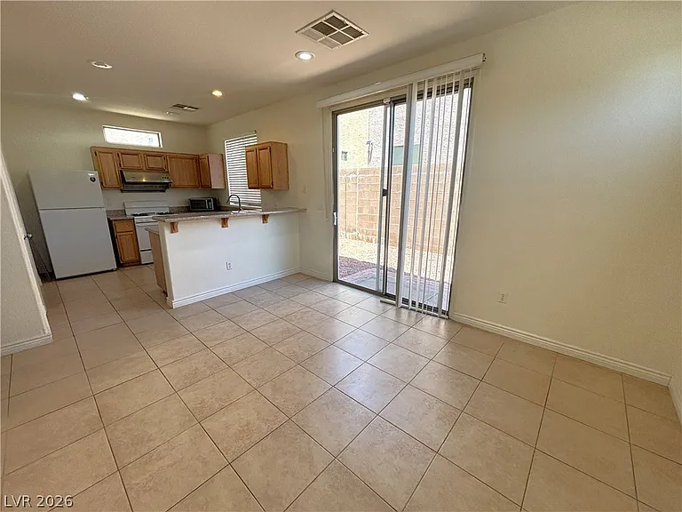 9730 Villa Lorena Ave — Photo 5