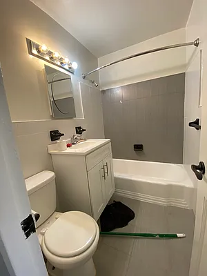 Rented by Abba Realty Associates INC | media 10