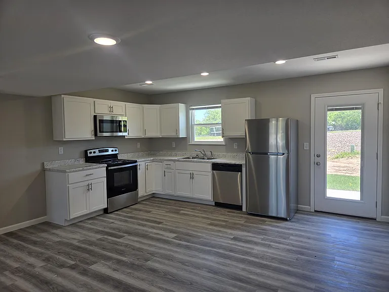 Willow Grove Apartments — Photo 58