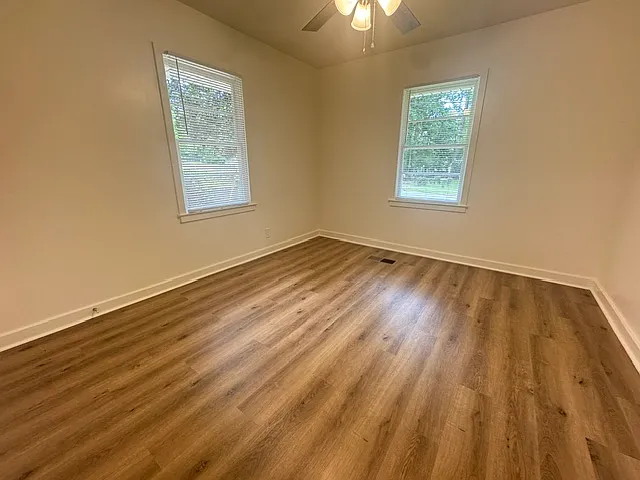 2706 Schaul St #B — Photo 6