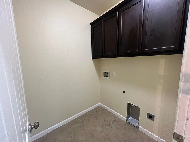 1484 Rock Springs Ave — Photo 10