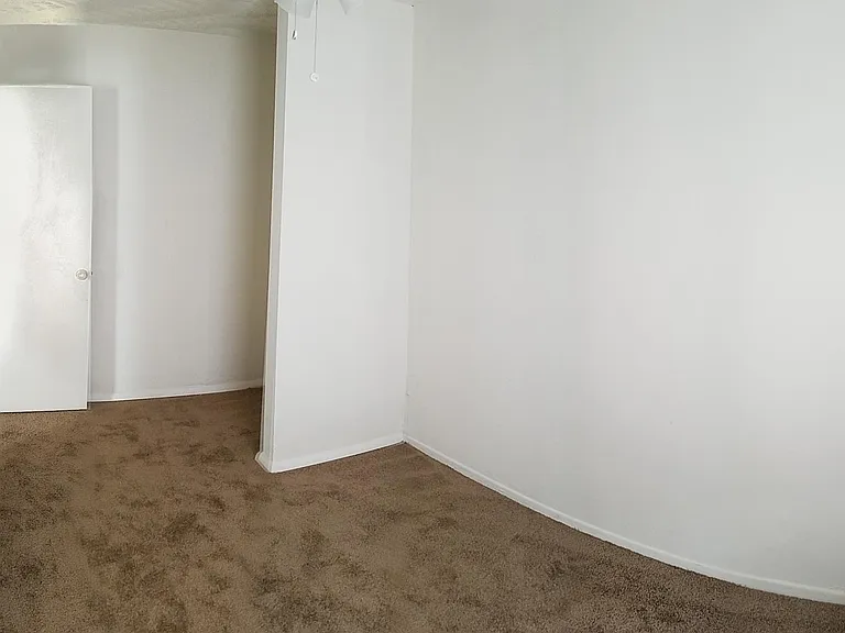 2810 Colonial Ave #3 — Photo 3