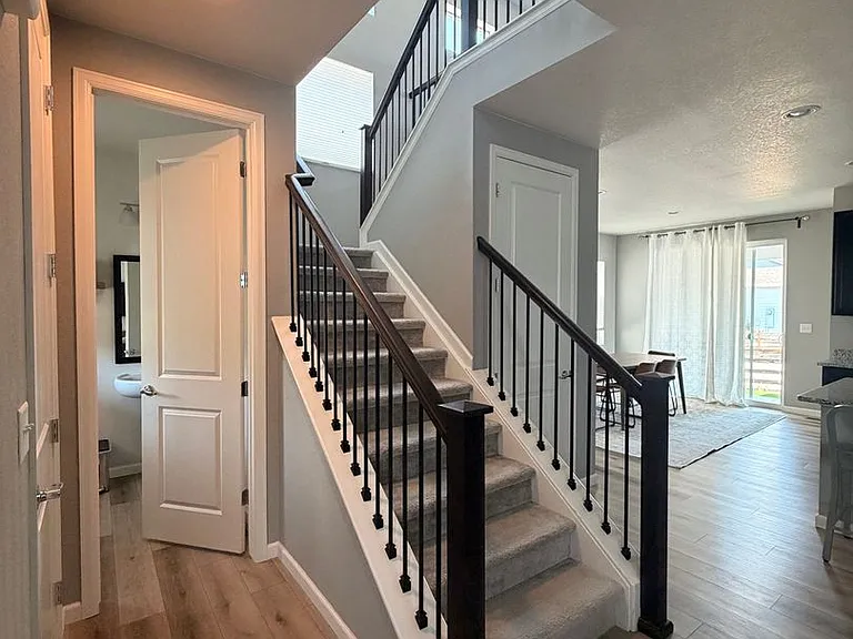 17247 Parkside Dr N — Photo 5