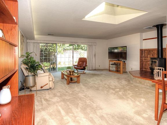 5th image of 1437 Merrywood Dr
