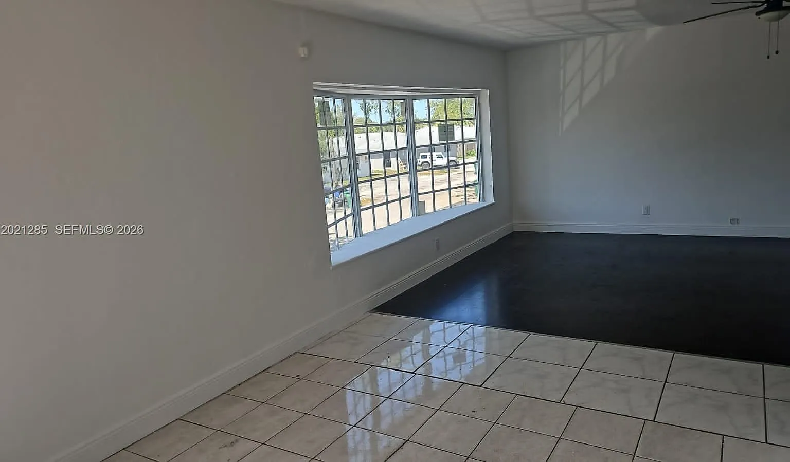 Windermere Condo Number O — Photo 4