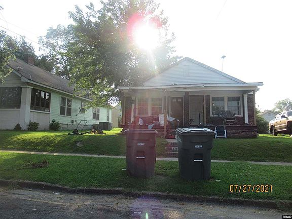 2nd image of 607 2nd St N