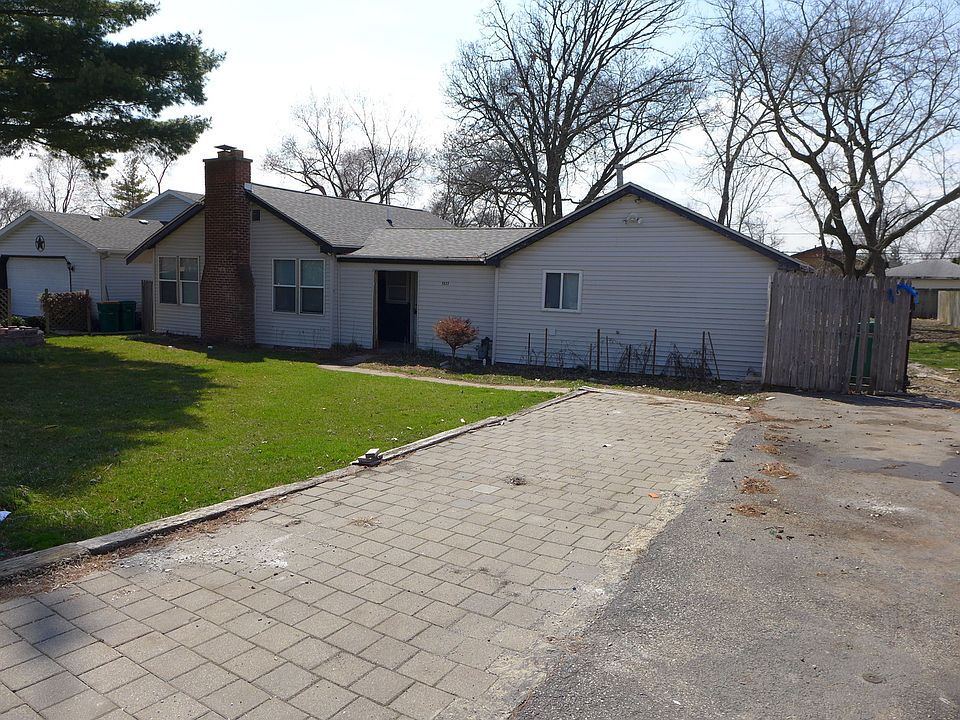 1st image of 1522 Grove Dr