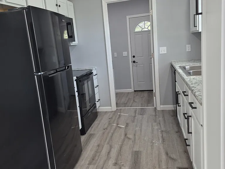 312 S Rose Hill Rd — Photo 12
