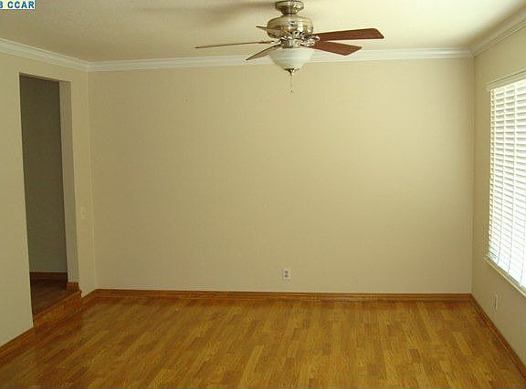 4th image of 570 Malbec Ct