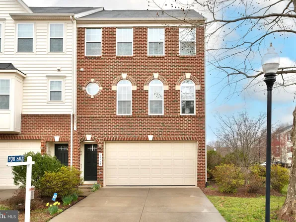 10262 Fountain Cir, Manassas, VA 20110