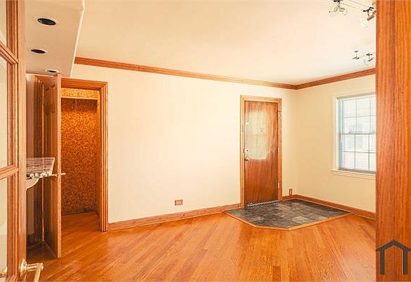 5th image of 10536 S Walden Pkwy #2E