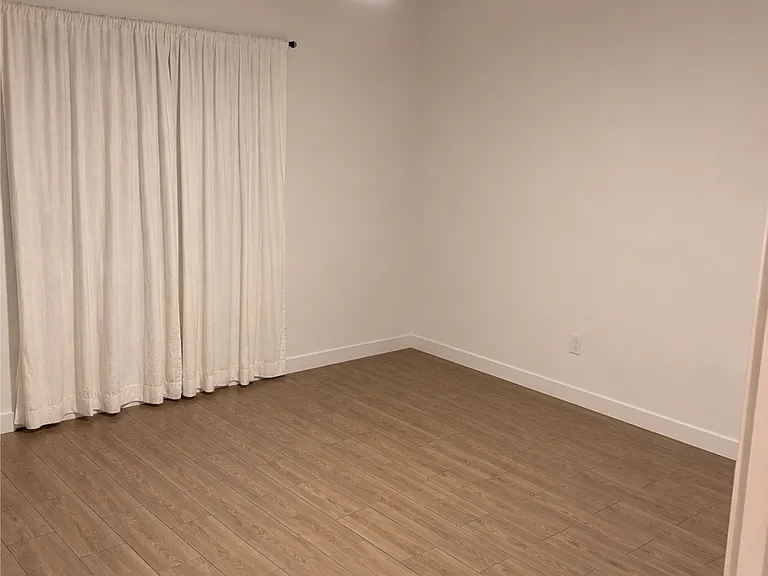3664 W Oakland St — Photo 14