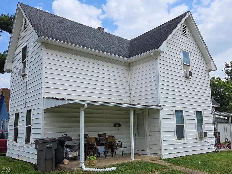33 1/2 Miley Ave